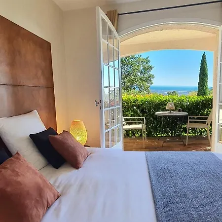 Bed & Breakfast Les Hauts De La Riviera 2*