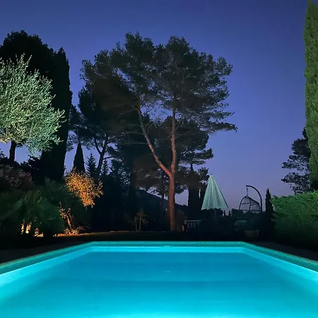 Les Hauts De La Riviera