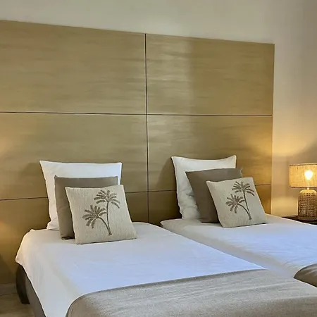 Les Hauts De La Riviera Bed & Breakfast Cabris